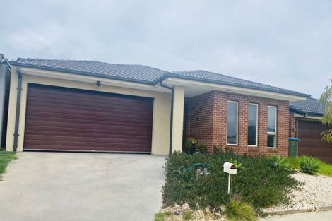 Property photo of 20 Souvenir Street Truganina VIC 3029