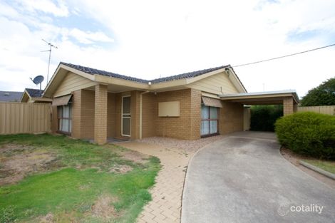 17 LAWRENCE ST, HORSHAM, VIC 3400