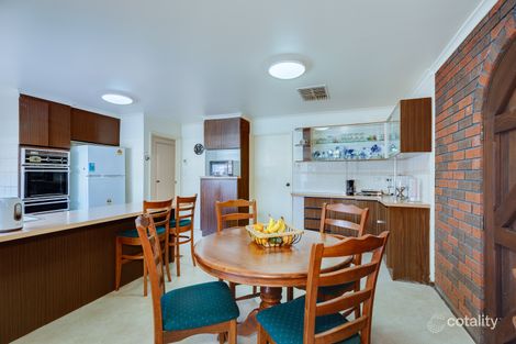 Property photo of 5 Fifer Rise Bundoora VIC 3083
