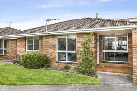 2/5 Cooper St, Essendon, VIC 3040