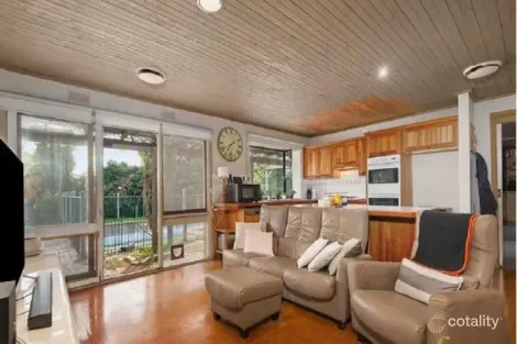 Property photo of 4 Dickens Street Blackburn VIC 3130