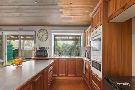 Property photo of 4 Dickens Street Blackburn VIC 3130