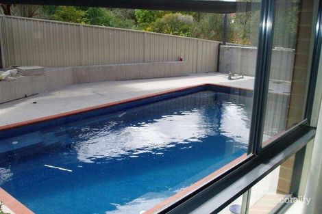 Property photo of 4 Sandner Grove Golden Square VIC 3555