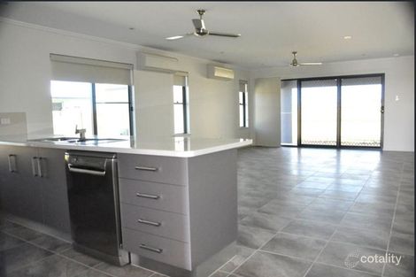 Property photo of 75 Makybe Diva Drive Ooralea QLD 4740