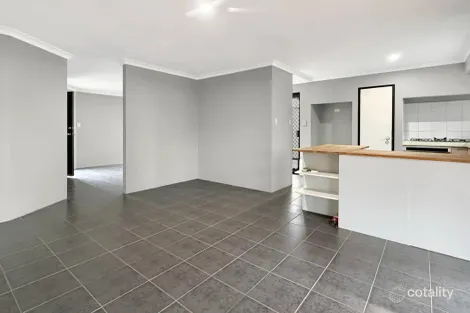 Property photo of 5 Colonial Place Gosnells WA 6110