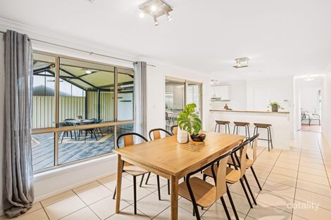 Property photo of 2 Mawson Circuit Woodcroft SA 5162