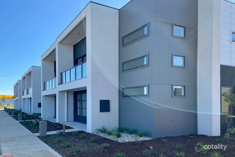 Property photo of 14 Lenox Walk Point Cook VIC 3030
