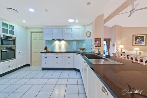Property photo of 7306 Bayside Close Hope Island QLD 4212