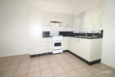 Property photo of 1/16 Sixth Avenue Parkside QLD 4825