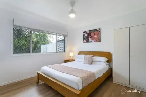 Property photo of 30 Wavell Avenue Golden Beach QLD 4551