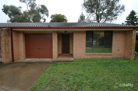 2/11 Moad St, Orange, NSW 2800