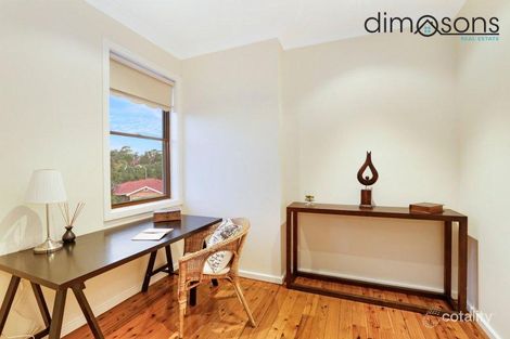 Property photo of 57 Stanleigh Crescent West Wollongong NSW 2500