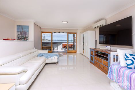 Property photo of 4/163 Melville Parade Como WA 6152