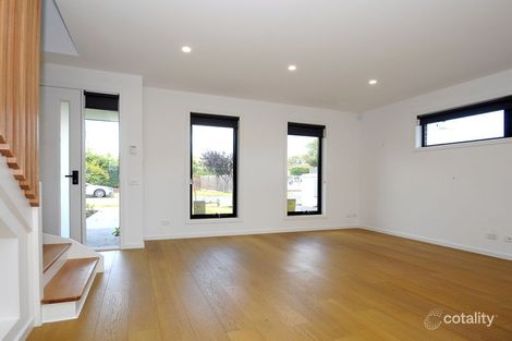 Property photo of 2/45 Cleek Avenue Oakleigh South VIC 3167
