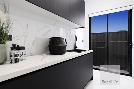 Property photo of 87 Whitfield Crescent Craigieburn VIC 3064