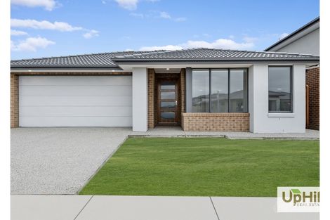 11 Vulpine St, Clyde, VIC 3978