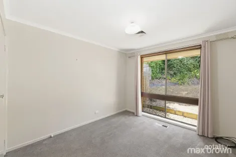 Property photo of 7 Summerhill Road Montrose VIC 3765