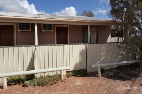 2/108 Trow St, Coober Pedy, SA 5723