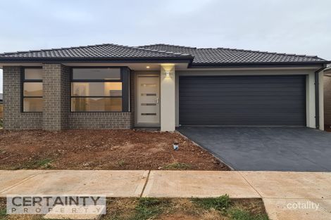 19 Amaya Way, Rockbank, VIC 3335