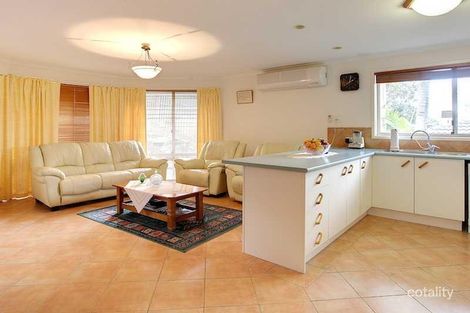 Property photo of 7 Avon Court Pacific Pines QLD 4211