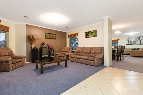 Property photo of 1 Grand Arch Way Berwick VIC 3806
