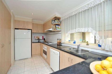 Property photo of 24 Hillcrest Drive Westmeadows VIC 3049