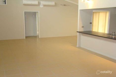 Property photo of 1 Paperbark Place Emerald QLD 4720