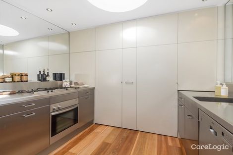 Property photo of 16/16-20 East Crescent Street McMahons Point NSW 2060