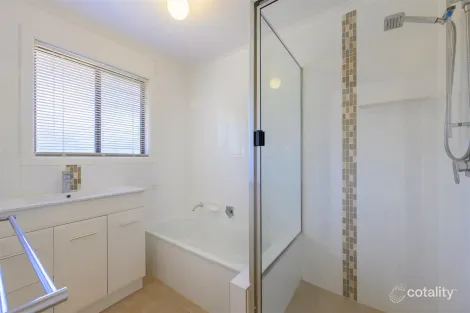 Property photo of 15 Kylee Crescent Calliope QLD 4680