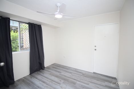 Property photo of 2/21 Heath Street Southport QLD 4215