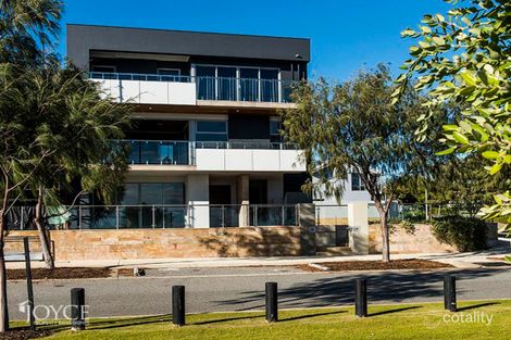 12 Socrates Pde, North Coogee, WA 6163