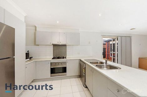 Property photo of 82 Duncombe Park Way Deer Park VIC 3023