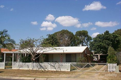 32 Melaleuca Cres, Kawungan, QLD 4655