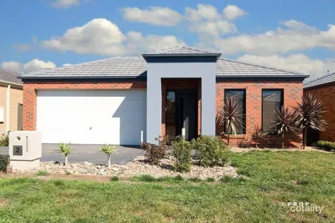 2 Bovard Cl, Caroline Springs, VIC 3023