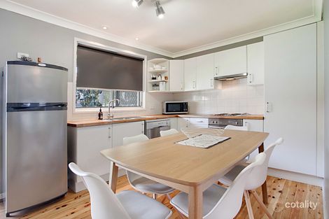 Property photo of 2 Agnew Close Bossley Park NSW 2176