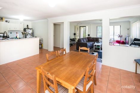 Property photo of 17 Pinewood Street Wynnum West QLD 4178