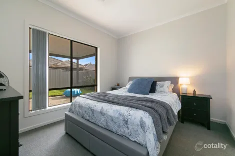 Property photo of 10 Leonard Avenue Evanston South SA 5116