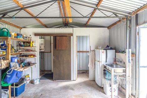 Property photo of 8 Third Parade Raymond Island VIC 3880