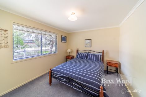 Property photo of 8 Third Parade Raymond Island VIC 3880