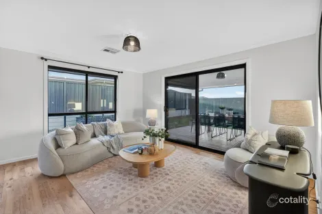 Property photo of 12 Violet Avenue Hayborough SA 5211