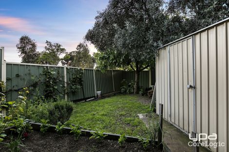 Property photo of 2/6 Wilpena Court St Albans VIC 3021