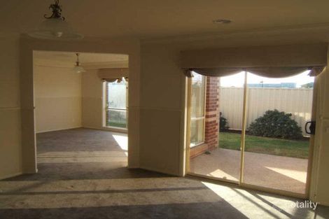 Property photo of 8 Iris Place Pakenham VIC 3810