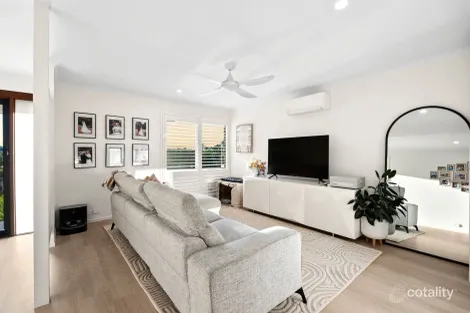 Property photo of 12 Darel Drive Ashmore QLD 4214