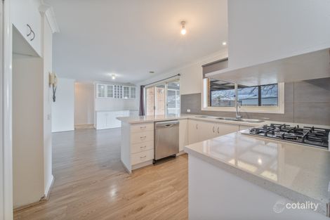 Property photo of 19 Cassandra Crescent Epsom VIC 3551