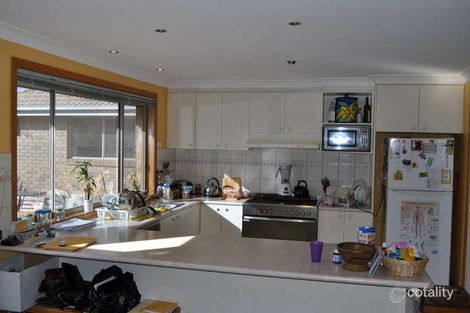Property photo of 2 Rae Court Darley VIC 3340