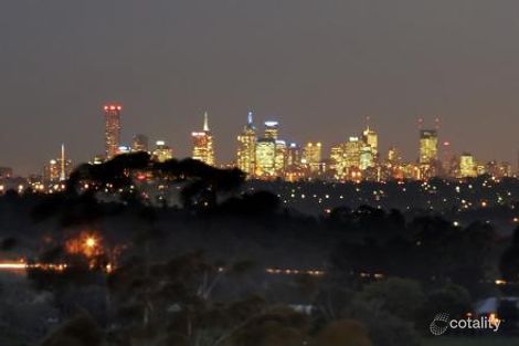 Property photo of 10 Outlook Drive Camberwell VIC 3124