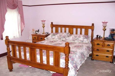 Property photo of 3 Sherman Crescent Spring Gully VIC 3550