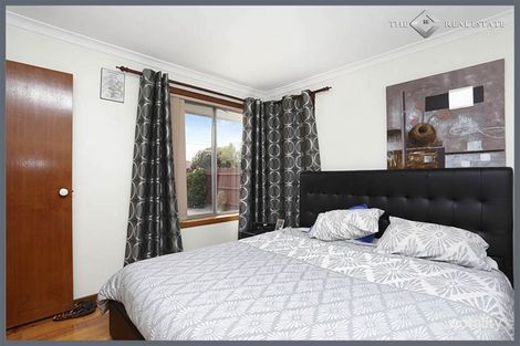 Property photo of 16 Devonshire Drive Keysborough VIC 3173