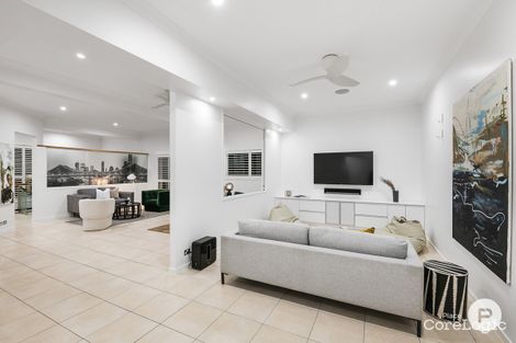 Property photo of 67 Kneale Street Holland Park West QLD 4121