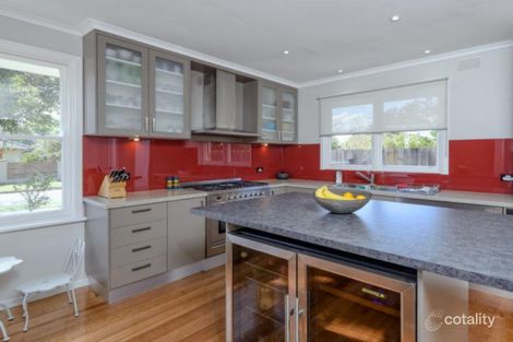 12 Jennifer St, Cheltenham, VIC 3192